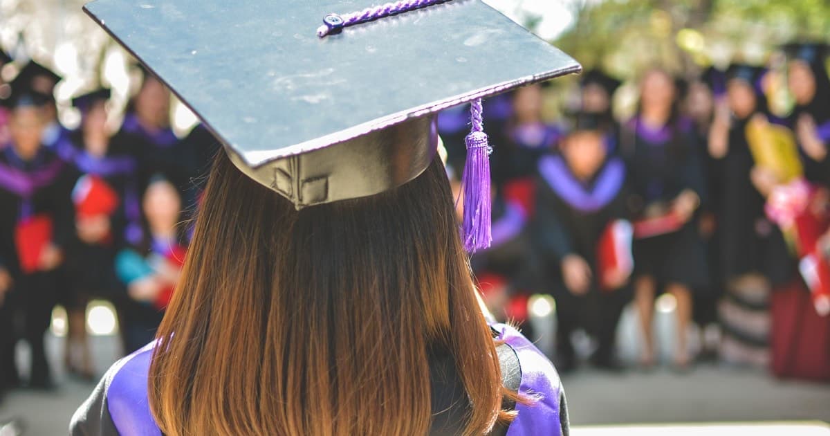 How to Get a Full Scholarship for Your Bachelor's Degree in the USA (2026)